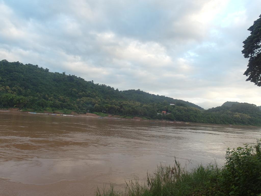 לואנג פרבאנג Mekong Sunset View Hotel מראה חיצוני תמונה